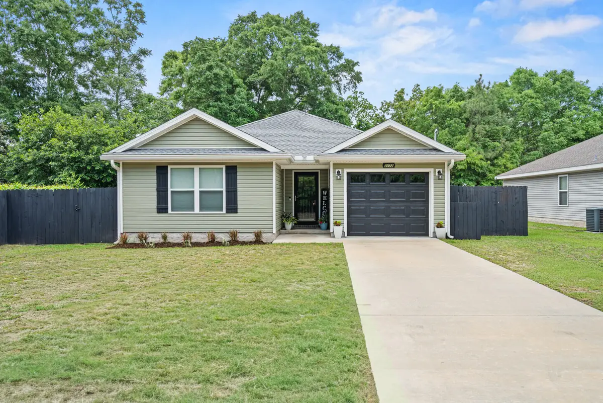 3172 Main Street, Crestview, FL 32539 - #1
