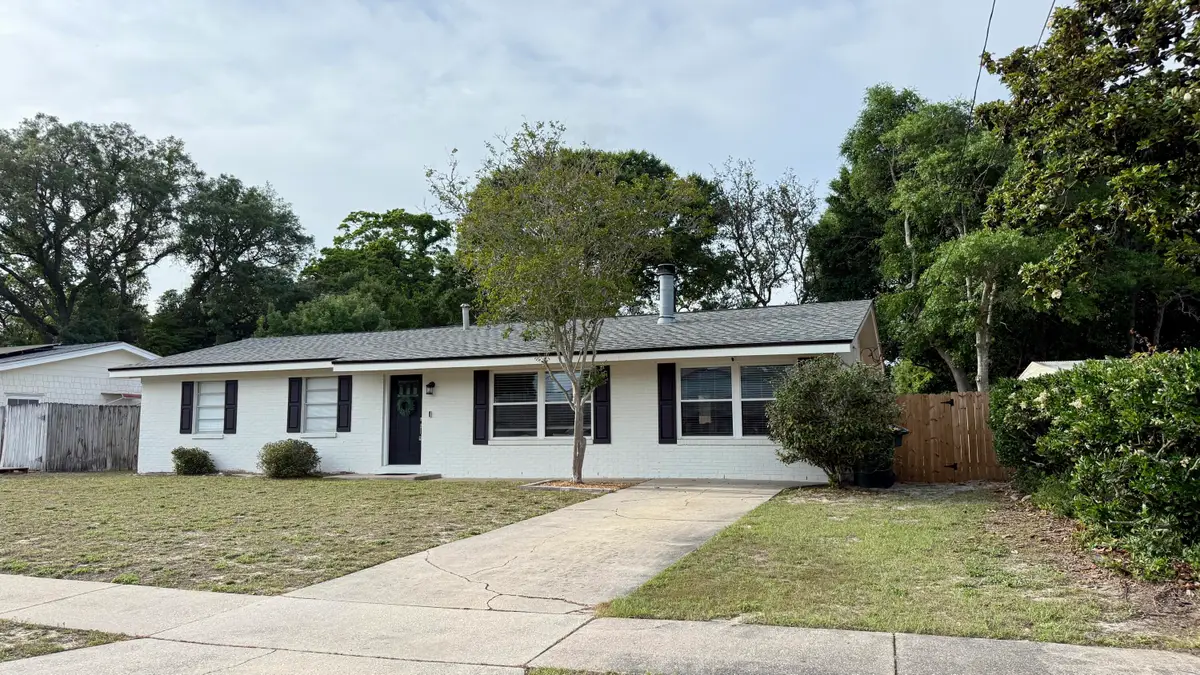 131 NE Clements Street, Fort Walton Beach, FL 32548 - #1