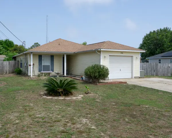 1990 Pentagon Street, Gulf Breeze, FL 32563