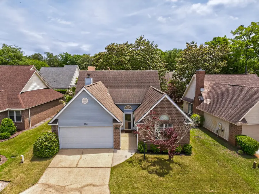 720 Putter Drive, Niceville, FL 32578 - #2