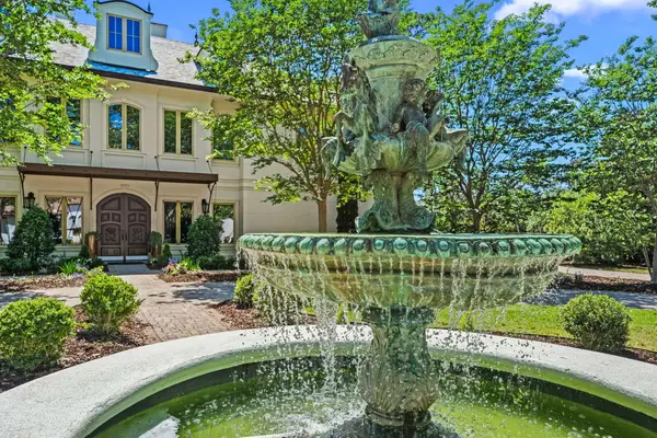 434 Captains Circle, Destin, FL 32541