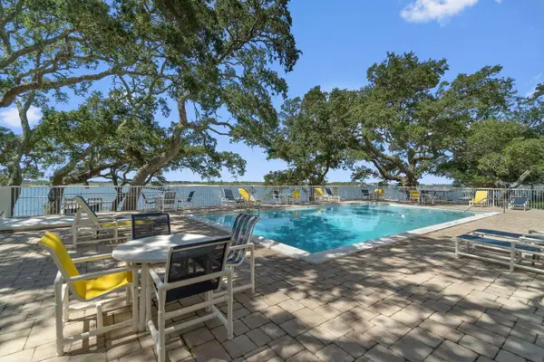 209 W Miracle Strip Parkway #D208, Mary Esther, FL 32569