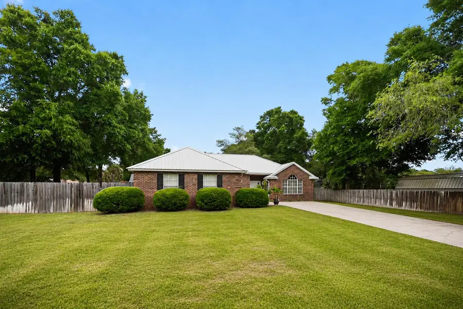 4600 E Scarlet Drive, Crestview, FL 32539 - #3