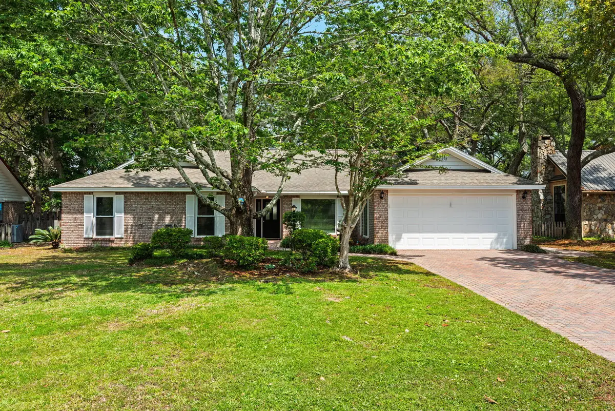 252 E Dominica Circle, Niceville, FL 32578 - #1