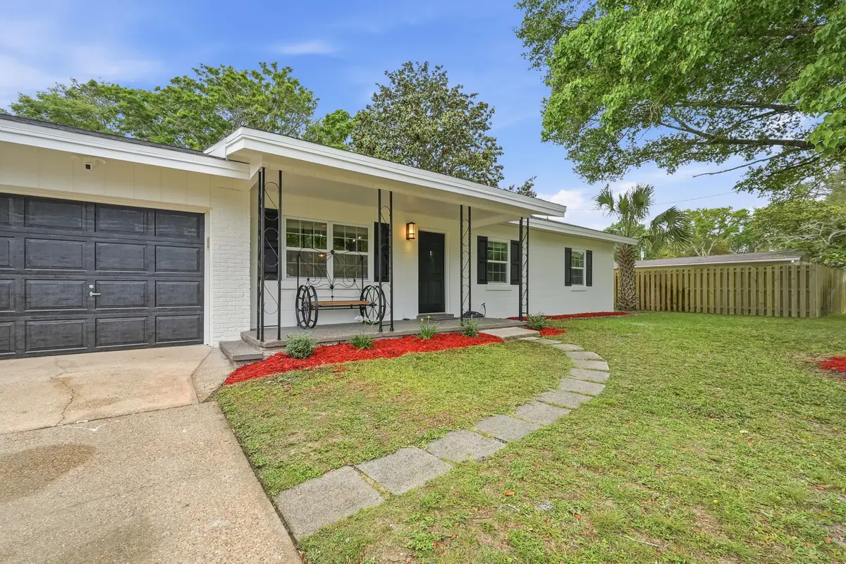 721 NE Kris Avenue, Fort Walton Beach, FL 32547 - #1