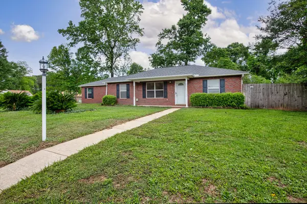 121 Dogwood Lane, Crestview, FL 32536