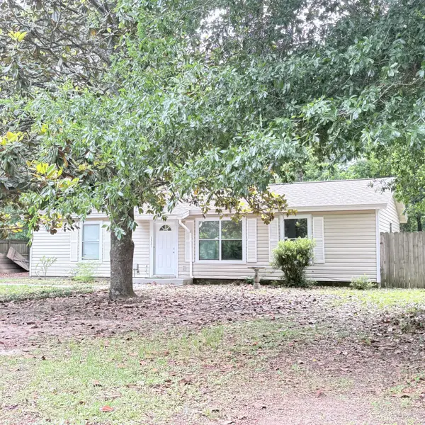 1321 Sunshine Drive, Crestview, FL 32539