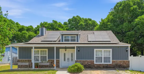 5823 Pinecrest Road, Crestview, FL 32539