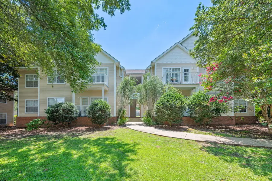 1501 N Partin Drive #APT 137, Niceville, FL 32578 - #2