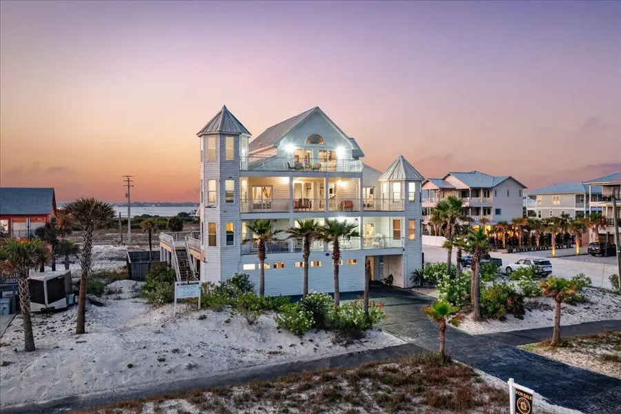 8118 Gulf Boulevard, Navarre, FL 32566 - #3
