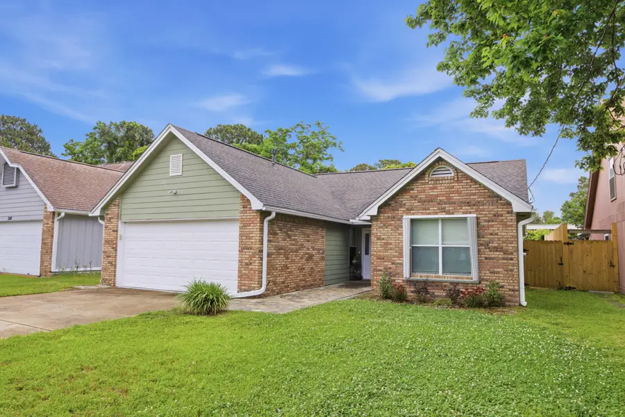 344 Brookwood Boulevard, Mary Esther, FL 32569 - #3