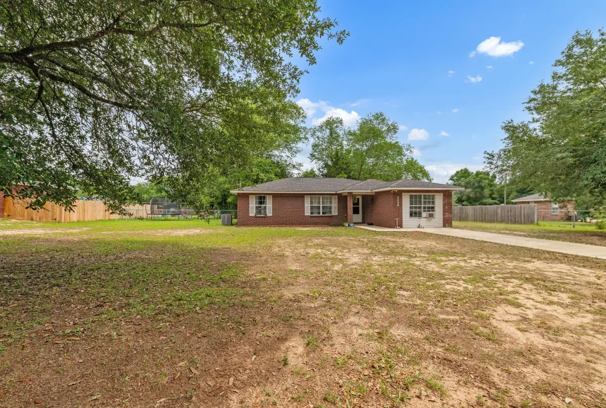5246 Sewell Road, Milton, FL 32570 - #1