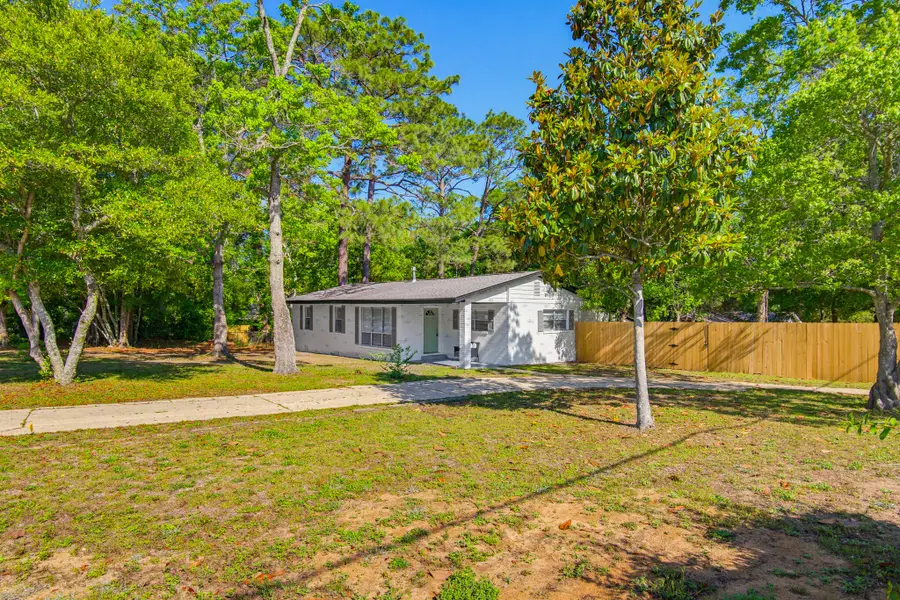 1095 Texas Parkway, Crestview, FL 32536 - #2