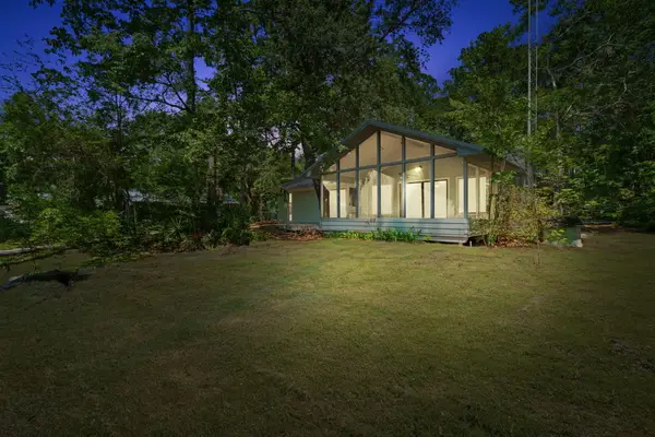 722 Mallet Bayou Road, Freeport, FL 32439
