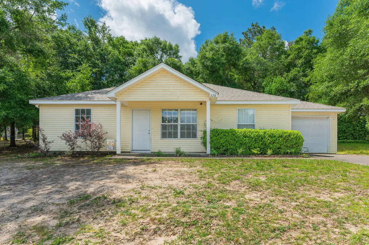 328 Lakeview Drive, Crestview, FL 32536 - #1