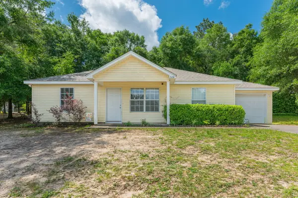 328 Lakeview Drive, Crestview, FL 32536