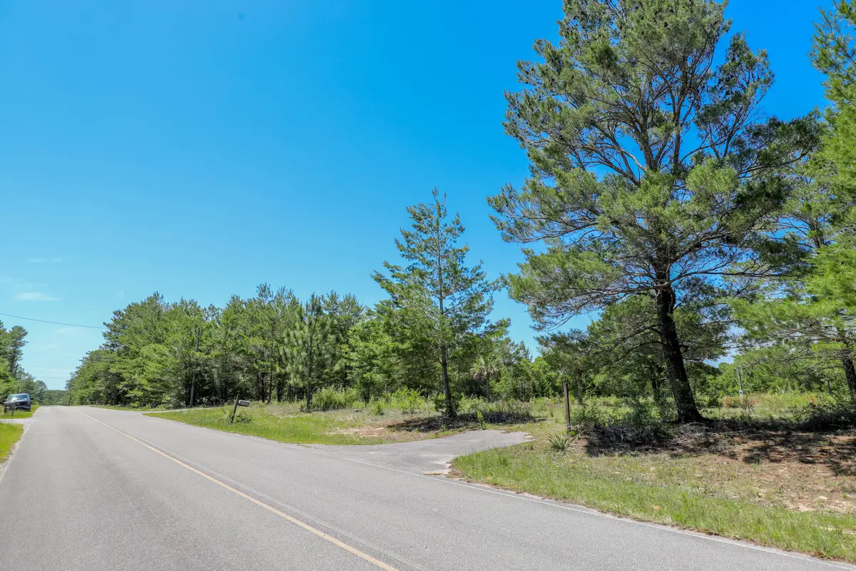 1252 Trout Drive, Defuniak Springs, FL 32433 - #1