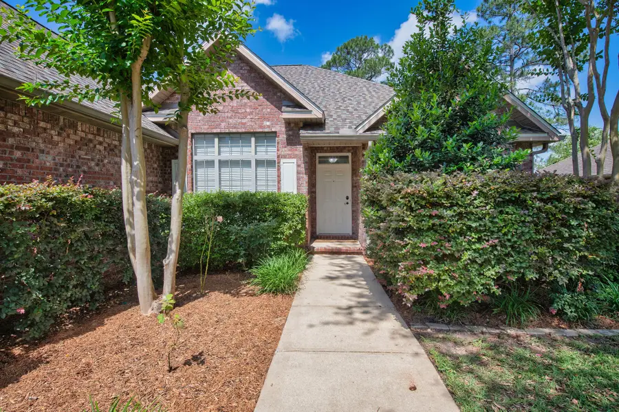 656 Red Fern Road, Crestview, FL 32536 - #2