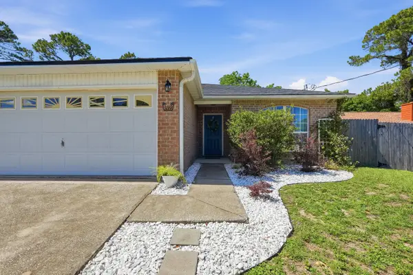 5066 Evergreen Drive, Gulf Breeze, FL 32563