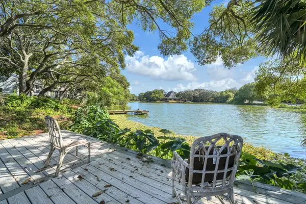 702 N Lakeside Drive, Destin, FL 32541
