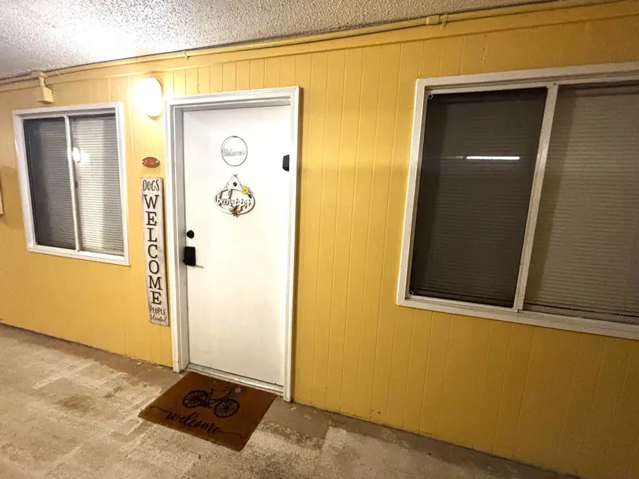 209 W Miracle Strip Parkway #D204, Mary Esther, FL 32569 - #2