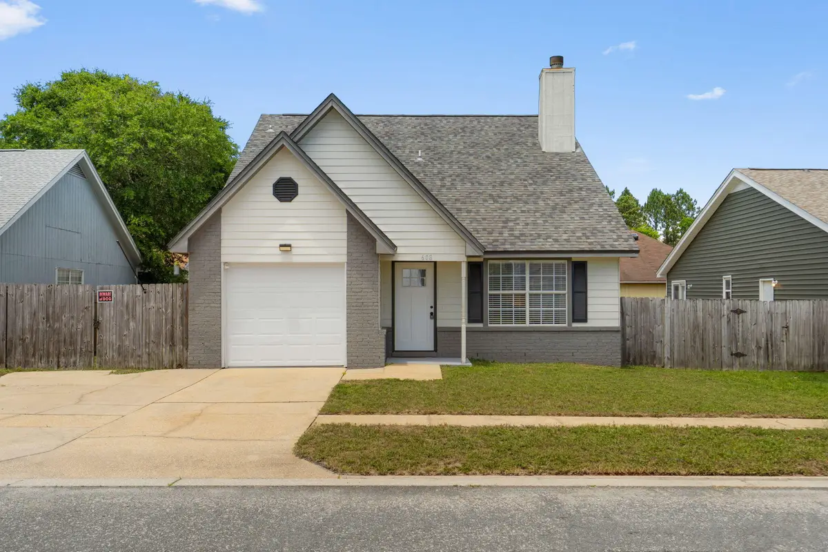 608 Drakes Landing, Mary Esther, FL 32569 - #1