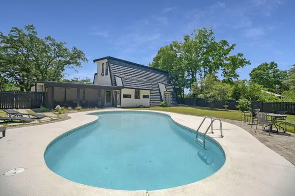 2121 Mar Mar Lane, Navarre, FL 32566