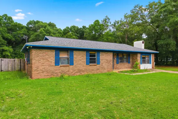 4256 Burbank Drive, Milton, FL 32583