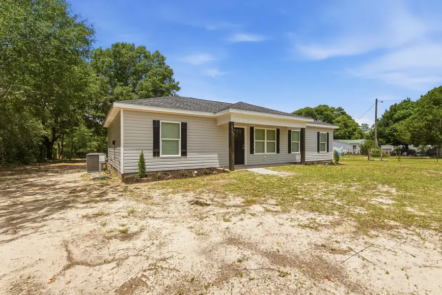 2763 Oakridge Road, Defuniak Springs, FL 32433 - #3