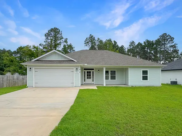 9004 E River Drive, Navarre, FL 32566