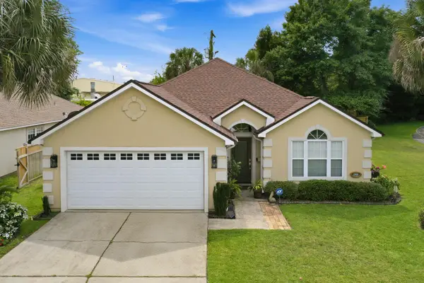 1900 Kadima Circle, Fort Walton Beach, FL 32547