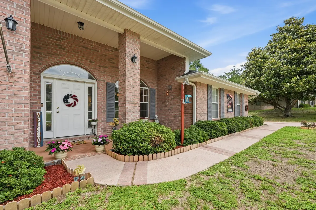 2612 Paddock Circle, Crestview, FL 32536 - #1