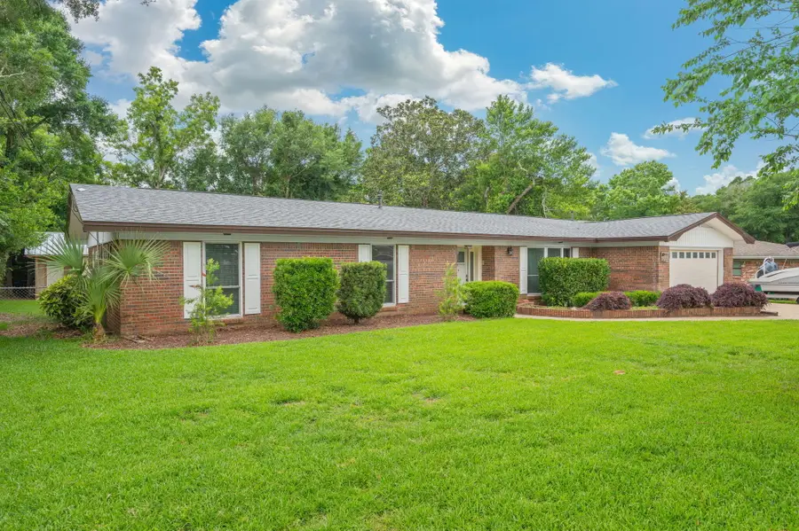 30 Birch Avenue, Shalimar, FL 32579 - #2