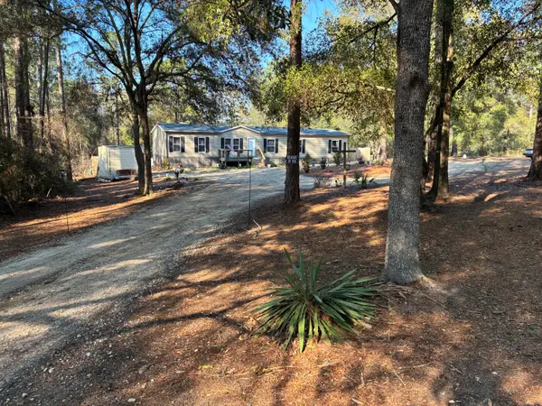 507 Stewart Drive, DeFuniak Springs, FL 32433