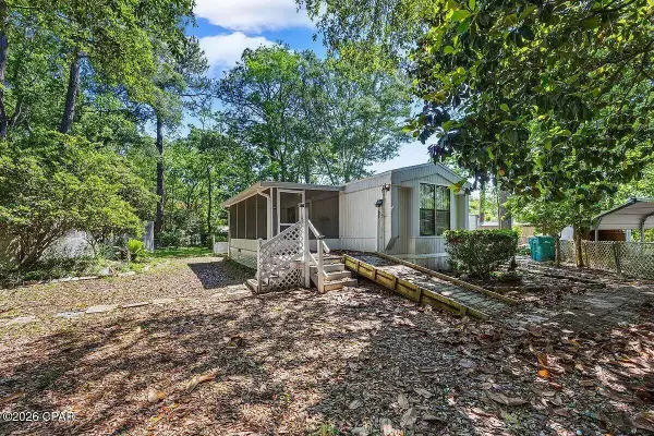 2 Sarah Lane, Fort Walton Beach, FL 32547
