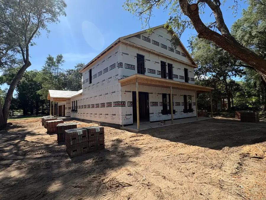 241 Grandview Avenue, Valparaiso, FL 32580 - #2