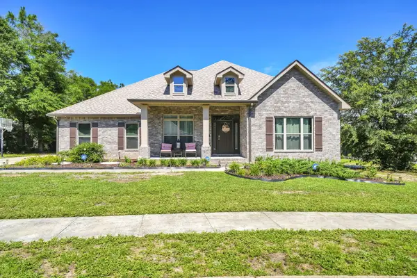 6001 Fiori Drive, Crestview, FL 32539