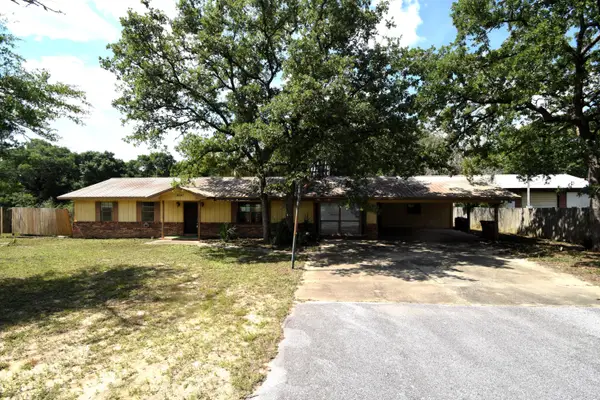 6047 Eden Square, Crestview, FL 32539