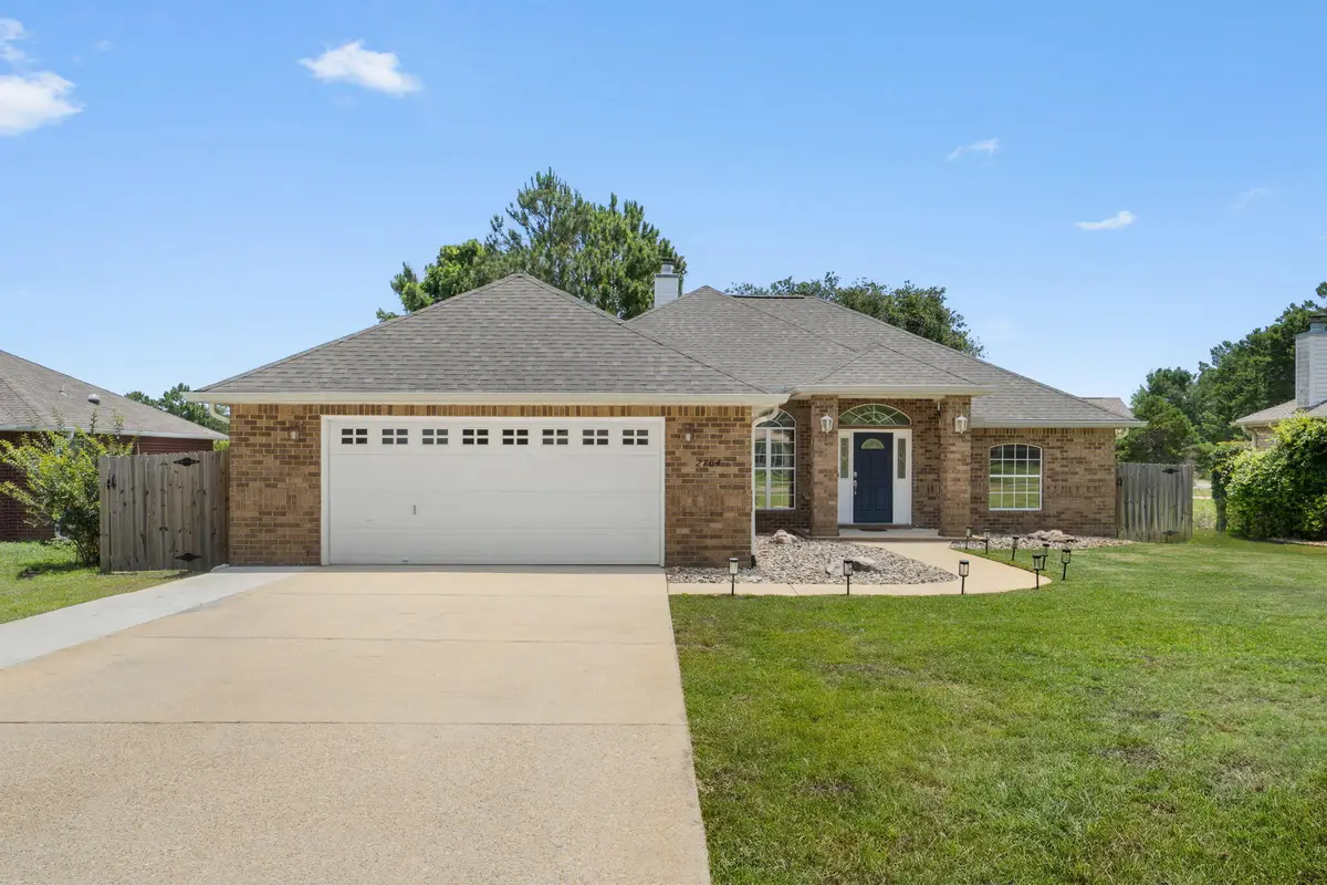 2704 Creeks Edge Lane, Navarre, FL 32566 - #1