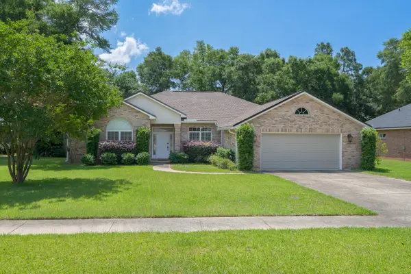 2023 Kildare Circle, Niceville, FL 32578