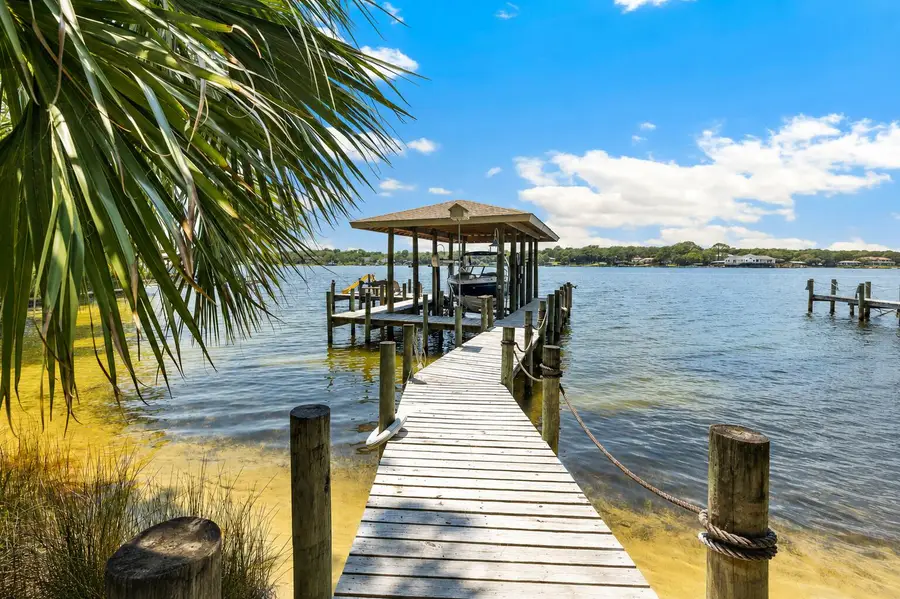 31 Warwick Drive, Shalimar, FL 32579 - #2