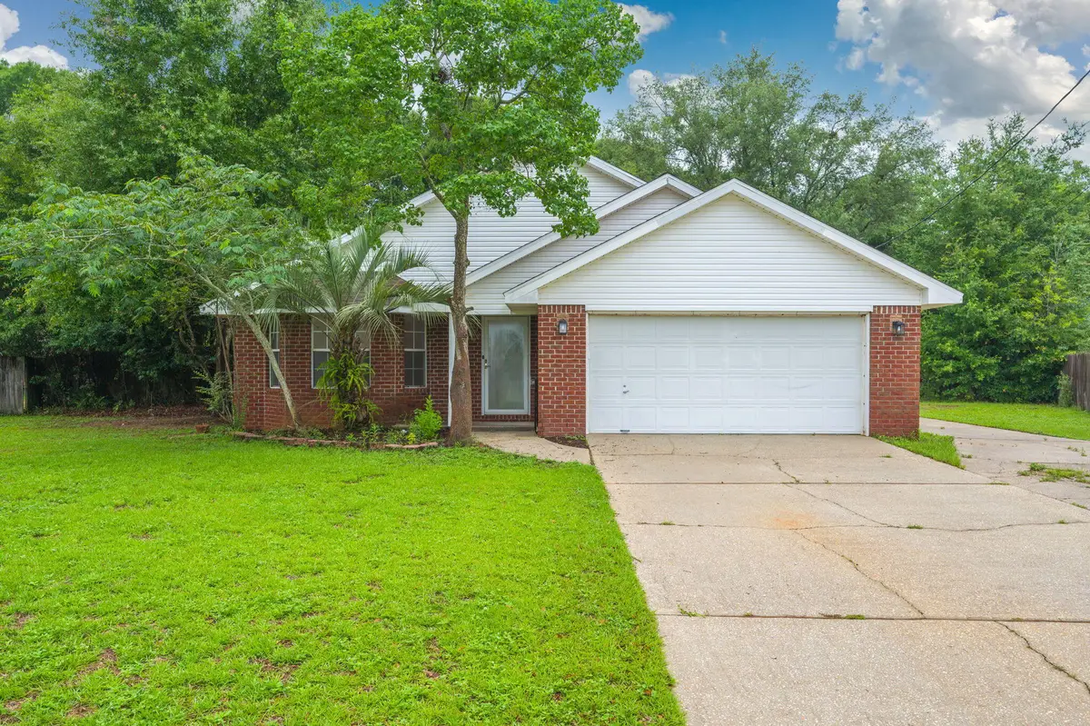 6730 High Knoll Court, Milton, FL 32570 - #1