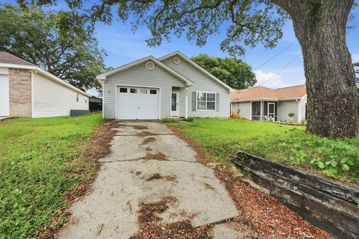 657 Jerrells Avenue, Fort Walton Beach, FL 32547 - #1