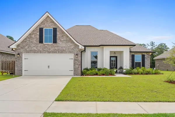 132 E Tweet Street, Freeport, FL 32439