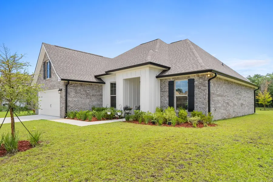 132 E Tweet Street, Freeport, FL 32439 - #2