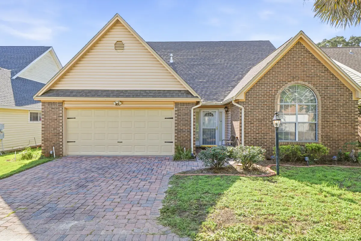827 Fairway Lakes Drive, Niceville, FL 32578 - #1
