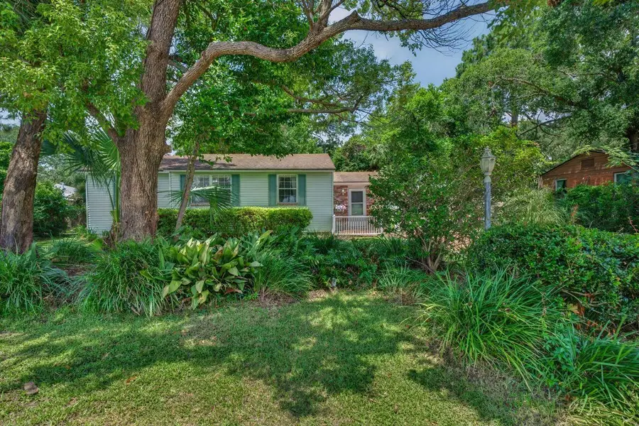 284 NE Beachview Drive, Fort Walton Beach, FL 32547 - #2