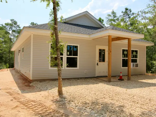 376 W Michaelangelo Road, DeFuniak Springs, FL 32433