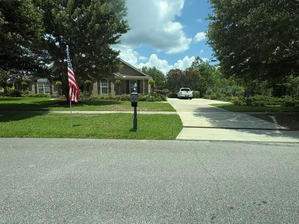 69 Fairway Crossing, Freeport, FL 32439