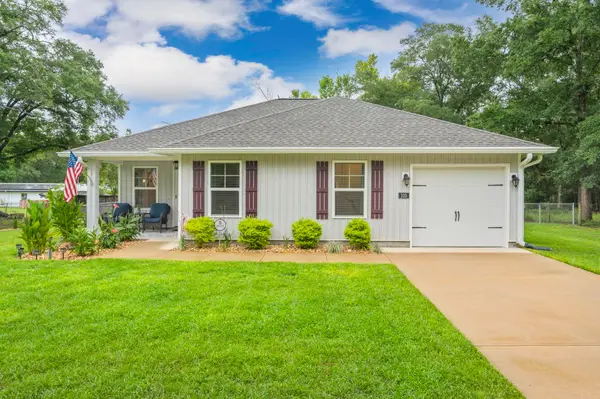 105 White Street, DeFuniak Springs, FL 32435